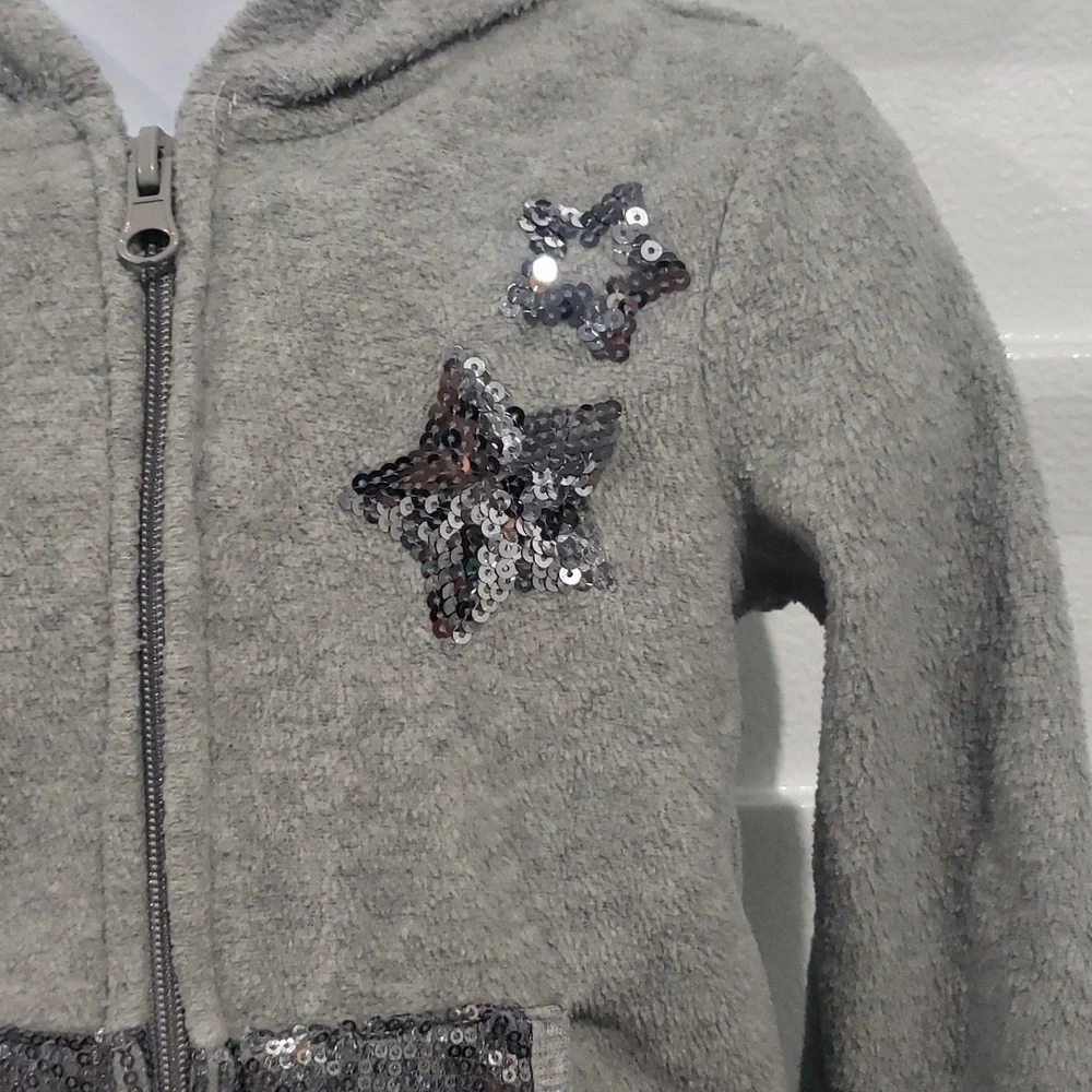 Children's  Place Gray Jacket With Hoodie‎ size XS (4)